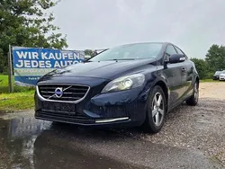 Gebraucht 2016 Volvo V40 Kinetic Kombi | 7.900 € (Etwas zu teuer)