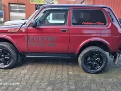 Rot Gebraucht 2022 Lada niva SUV | 24.990 €