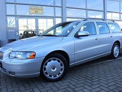 Grau Gebraucht 2006 Volvo V70 Summum Kombi | 14.990 €