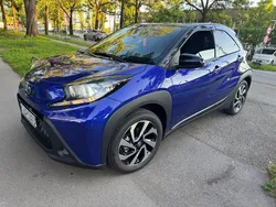 Blau Gebraucht 2024 Toyota Aygo Kleinwagen | 16.000 € (Guter Preis)