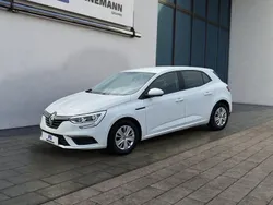 Gletscherweiss Gebraucht 2020 Renault Mégane IV Life | 12.990 € (Fairer Preis)