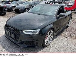 Mythosschwarz Gebraucht 2019 Audi RS3 Comfort Kleinwagen | 35.340 € (Guter Preis)