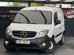 Weiß Gebraucht 2015 Mercedes Citan 108 Van / Kleinbus | 10.900 €