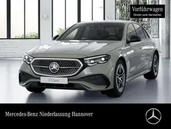 Grau Gebraucht 2025 Mercedes E200 AMG Limousine | 62.900 €
