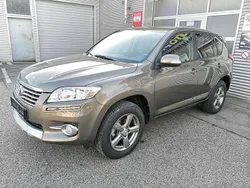 Braun Gebraucht 2012 Toyota RAV4 Travel SUV | 12.950 € (Fairer Preis)