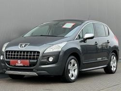 Grau Gebraucht 2012 Peugeot 3008 Allure Van / Kleinbus | 7.990 € (Etwas zu teuer)