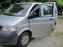Silber Gebraucht 2004 VW T5 Van | 15.000 €