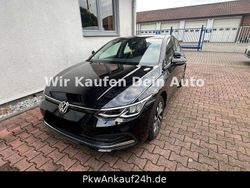 Schwarz Gebraucht 2022 VW Golf VIII Active Limousine | 18.200 € (Guter Preis)