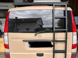 Beige Gebraucht 2006 Mercedes Vito Van / Kleinbus | 12.000 €