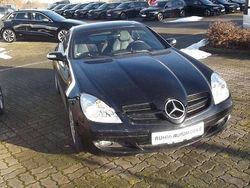 Schwarz Gebraucht 2007 Mercedes SLK200 Cabrio | 7.950 € (Fairer Preis)