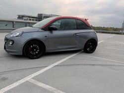 Grau Gebraucht 2019 Opel Adam S Kleinwagen | 13.200 € (Etwas zu teuer)