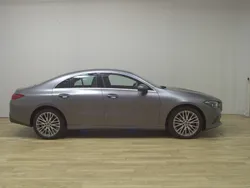 Grau Gebraucht 2020 Mercedes CLA200 Progressive Limousine | 27.480 € (Guter Preis)