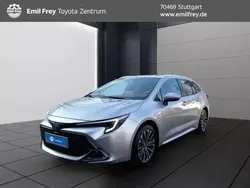 Silber Neu 2025 Toyota Corolla Kombi | 34.950 €