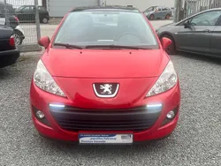 Rot Gebraucht 2011 Peugeot 207 Kleinwagen | 4.290 € (Fairer Preis)