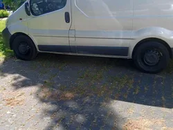 Weiß Gebraucht 2004 Opel Vivaro Van | 3.200 €