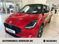 Burning red /super black pearl (rot) Neu 2025 Suzuki Swift Comfort+ Limousine | 19.400 €