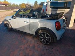 Silber Gebraucht 2018 Mini Cooper Kleinwagen | 18.300 € (Fairer Preis)