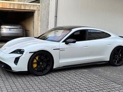 Weiß Gebraucht 2020 Porsche Taycan Turbo S Limousine | 83.500 € (Etwas zu teuer)