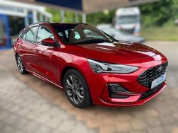 Gebraucht 2022 Ford Focus ST-Line Limousine | 23.490 € (Teuer)
