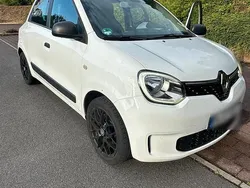 Weiß Gebraucht 2020 Renault Twingo Life Kleinwagen | 6.900 € (Fairer Preis)
