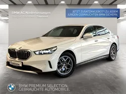 Weiß Gebraucht 2024 BMW 520 Comfort Edition Limousine | 55.970 € (Fairer Preis)