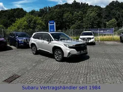 Cashmere gold opal Gebraucht 2024 Subaru Forester Platinum SUV | 41.500 € (Fairer Preis)