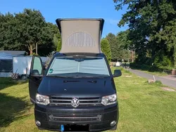Schwarz Gebraucht 2014 VW T5 Comfortline Van | 29.900 €