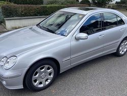 Grau Gebraucht 2005 Mercedes C180 Elegance Limousine | 9.500 €
