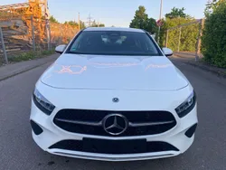 Weiß Gebraucht 2024 Mercedes A180 Progressive Limousine | 26.799 € (Superpreis)
