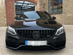 Schwarz Gebraucht 2019 Mercedes C63 AMG AMG Kombi | 49.850 € (Fairer Preis)