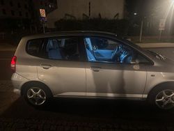 Silber Gebraucht 2006 Honda Jazz Kleinwagen | 3.000 €