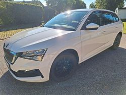 Weiß Gebraucht 2020 Skoda Scala Style Kleinwagen | 14.100 € (Fairer Preis)