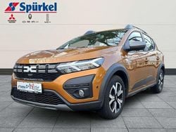 Atacamaorange Gebraucht 2023 Dacia Sandero Expression Limousine | 15.980 € (Fairer Preis)