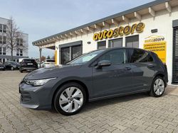 Grau Gebraucht 2025 VW Golf Life Limousine | 29.985 € (Fairer Preis)