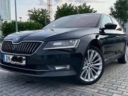 Schwarz Gebraucht 2017 Skoda Superb Limousine | 19.000 € (Teuer)