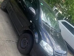 Schwarz Gebraucht 2005 VW Fox Kleinwagen | 400 €