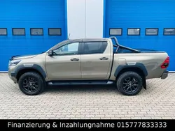 Grün Gebraucht 2022 Toyota HiLux Abholung | 42.500 € (Fairer Preis)