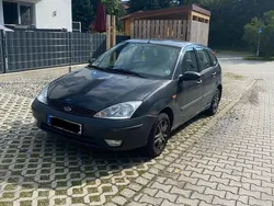 Schwarz Gebraucht 2004 Ford Focus Kombi | 1.900 € (Fairer Preis)