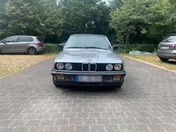 Silber Gebraucht 1987 BMW 320 Cabriolet Cabrio | 13.450 €