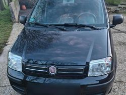 Schwarz Gebraucht 2011 Fiat Panda Kleinwagen | 4.199 € (Teuer)