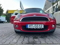 Rot Gebraucht 2013 Mini ONE Kleinwagen | 6.400 € (Etwas zu teuer)