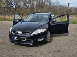 Schwarz Gebraucht 2011 Ford Mondeo Titanium Kombi | 3.400 € (Superpreis)
