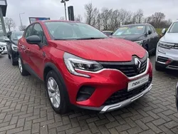 Dezirrot Gebraucht 2023 Renault Captur Evolution SUV | 23.499 € (Fairer Preis)