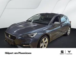 Grau Gebraucht 2024 Seat Leon FR Limousine | 25.444 € (Guter Preis)