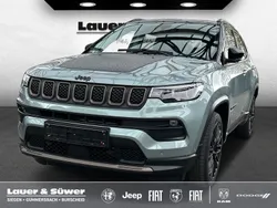 Grün Gebraucht 2022 Jeep Compass SUV | 27.490 € (Fairer Preis)