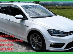 Weiß Gebraucht 2016 VW Golf VII LOUNGE Limousine | 13.900 € (Fairer Preis)