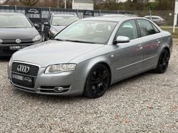 Grau Gebraucht 2006 Audi A4 Performance Limousine | 3.500 € (Guter Preis)