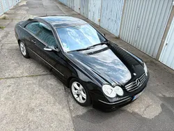 Schwarz Gebraucht 2003 Mercedes CLK320 Coupé | 5.200 € (Fairer Preis)