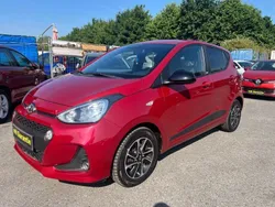 Rot Gebraucht 2018 Hyundai i10 Passion Kleinwagen | 7.999 € (Guter Preis)