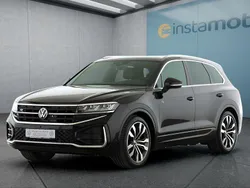 Schwarz Gebraucht 2024 VW Touareg SUV | 68.449 € (Teuer)